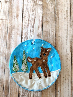 AGD 9176 Deer Ornament